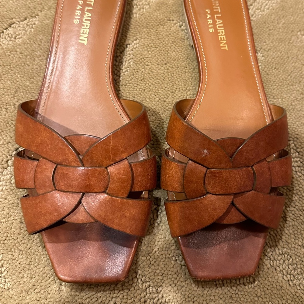 Saint Laurent Tribute Flat Sandals - Picture 7 of 7